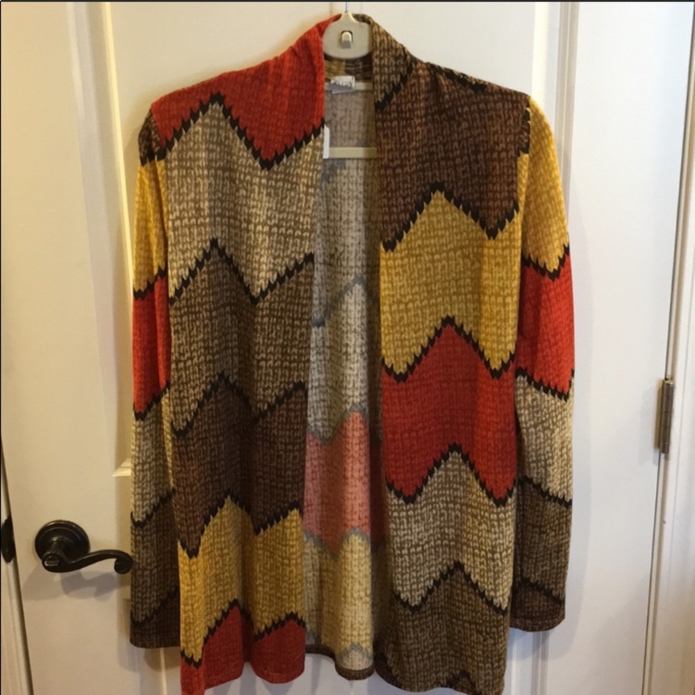 Women’s chevron print cardigan